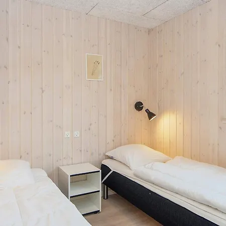 Vakantiehuis Luxury Retreat With Pool Kongsmark