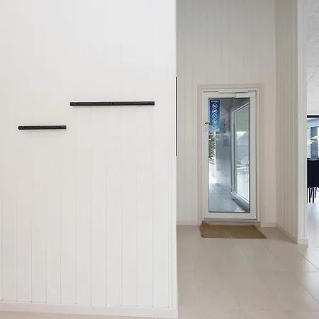 Vakantiehuis Luxury Retreat With Pool *