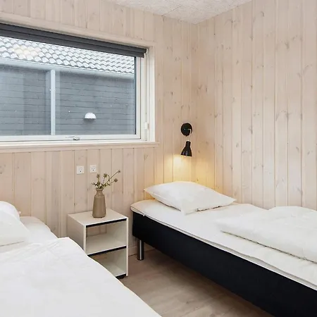 Vakantiehuis Luxury Retreat With Pool Kongsmark