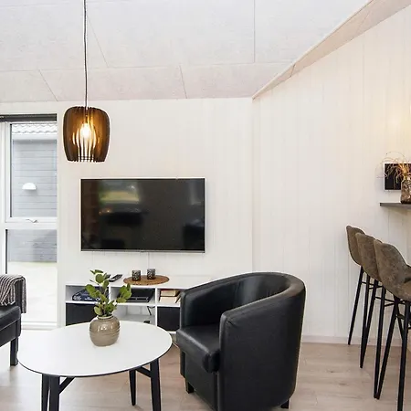Luxury Retreat With Pool Vakantiehuis Kongsmark