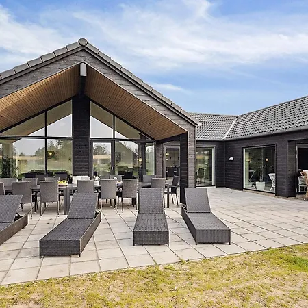 Vakantiehuis Luxury Retreat With Pool - By Traum *